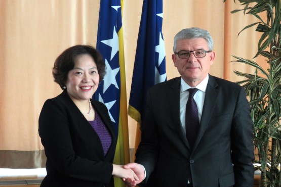 Speaker of the House of Representatives of the Parliamentary Assembly of BiH Šefik Džaferović talked with the Ambassador of NR China 